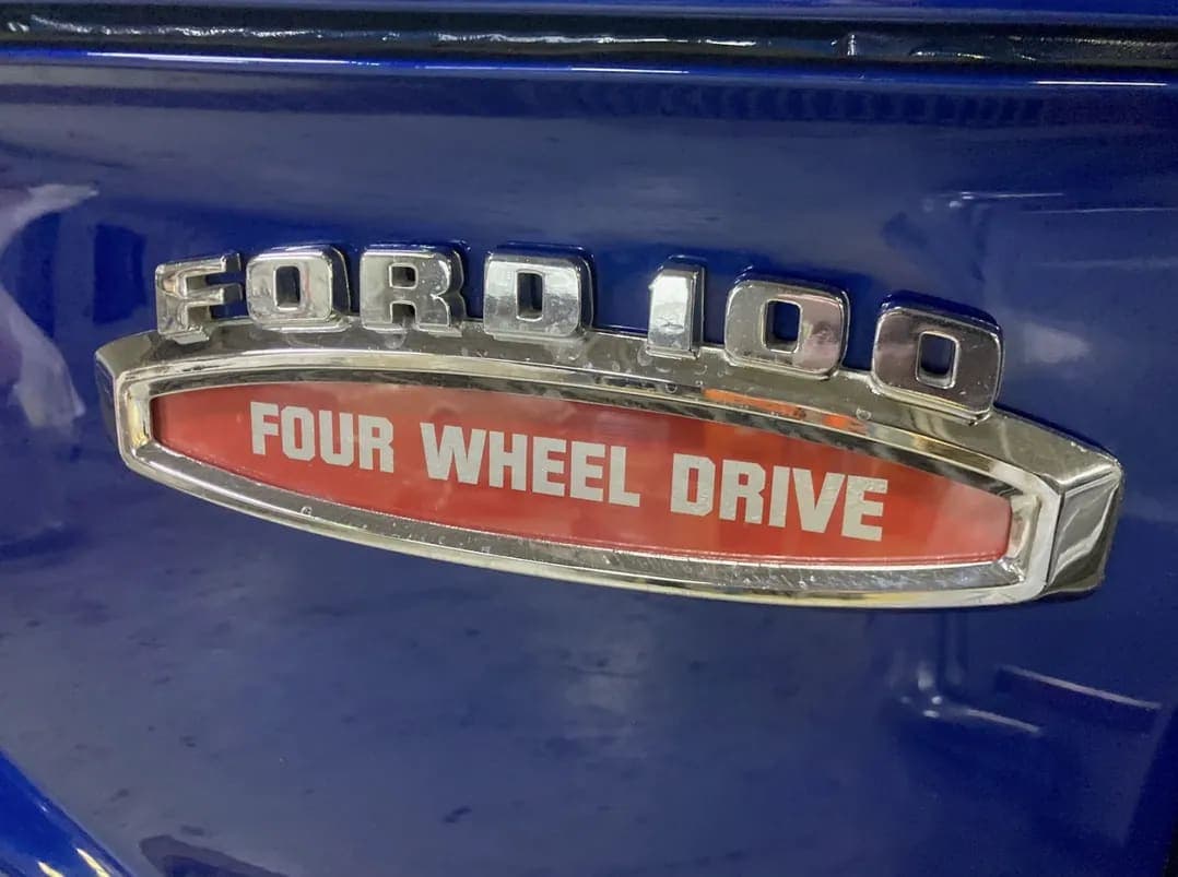 1966 Ford F-100 Custom Cab 4×4, view