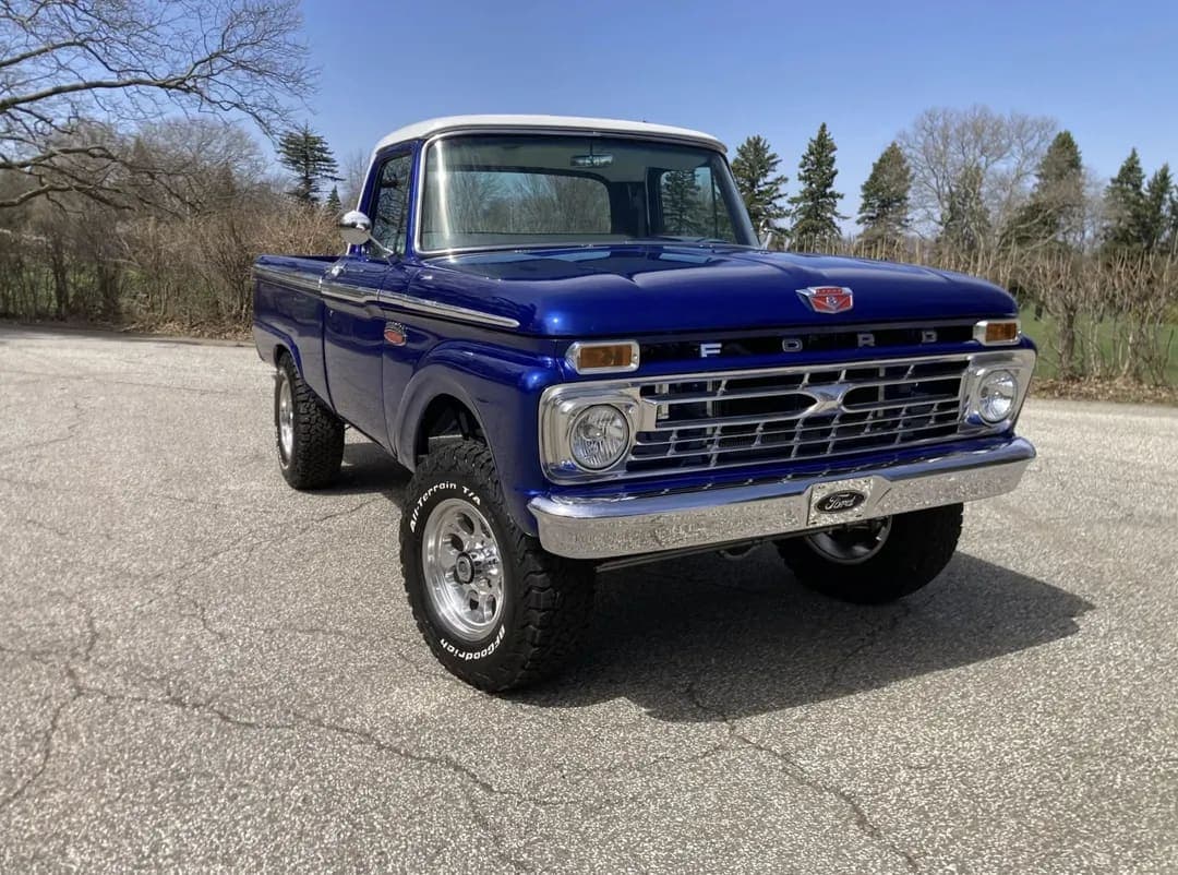 1966 Ford F-100 Custom Cab 4×4, view