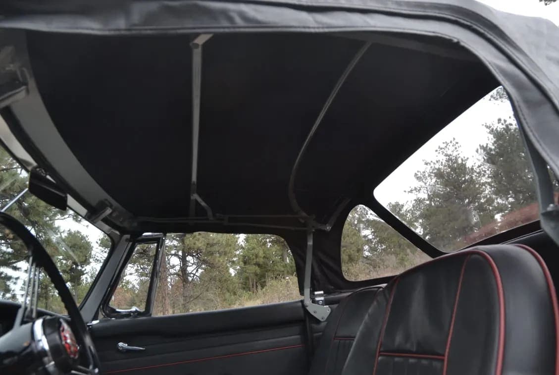 1966 MG MGB Roadster, view