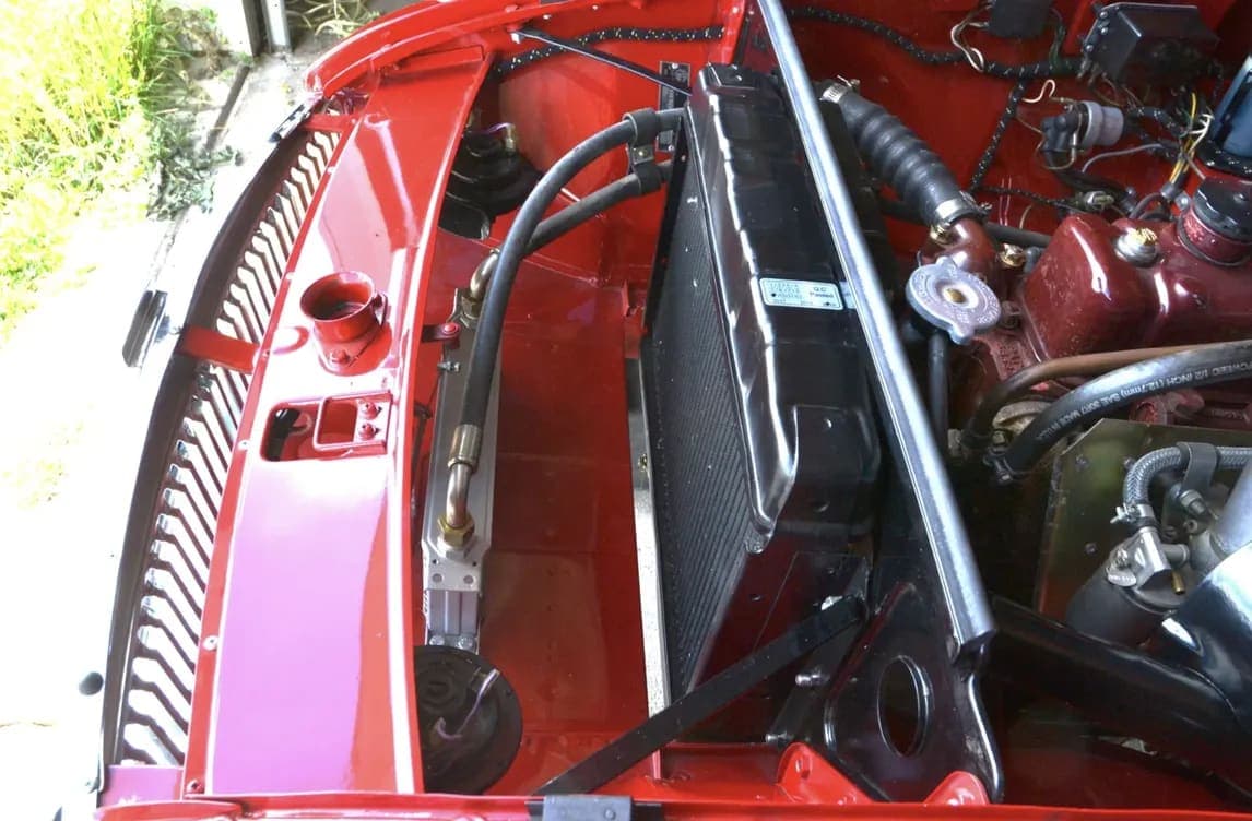 1966 MG MGB Roadster, view