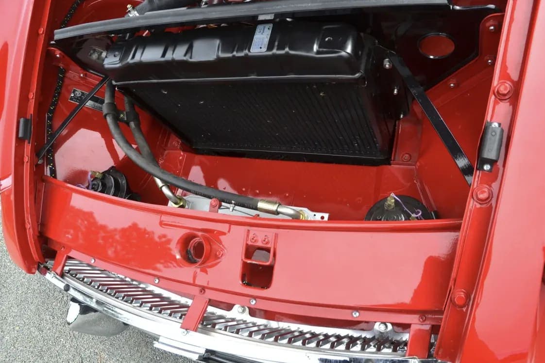 1966 MG MGB Roadster, view