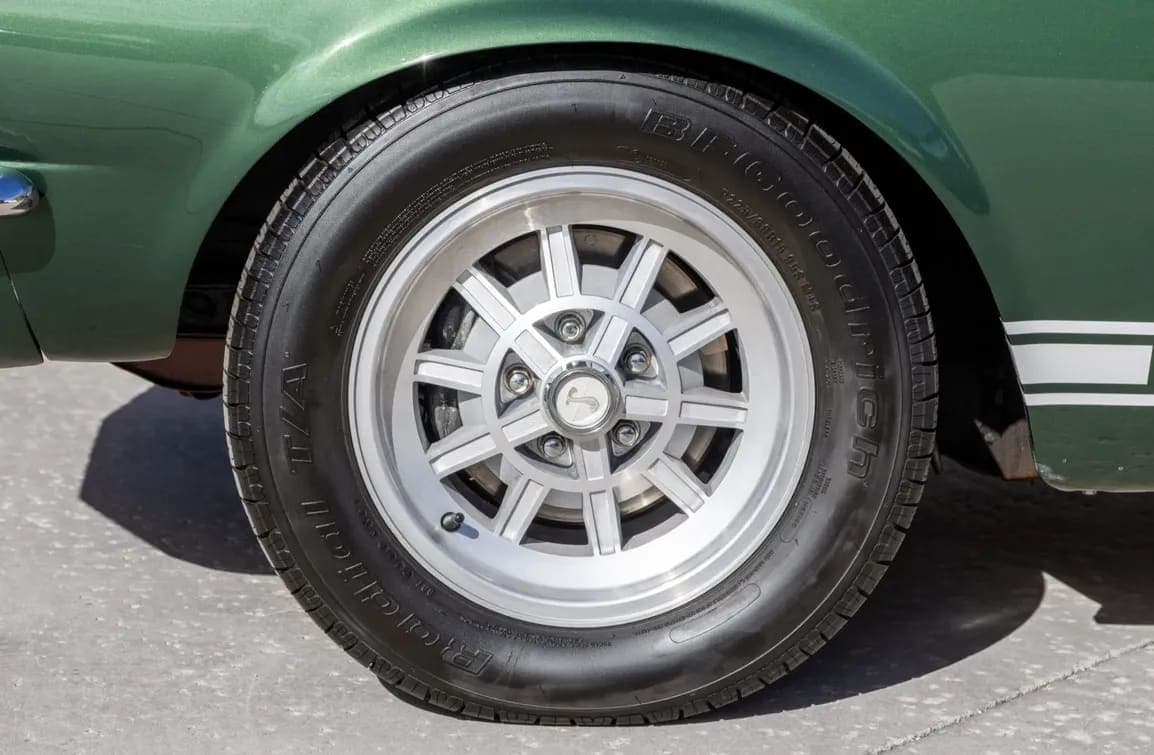 1967 Shelby Mustang GT500 Fastback, view