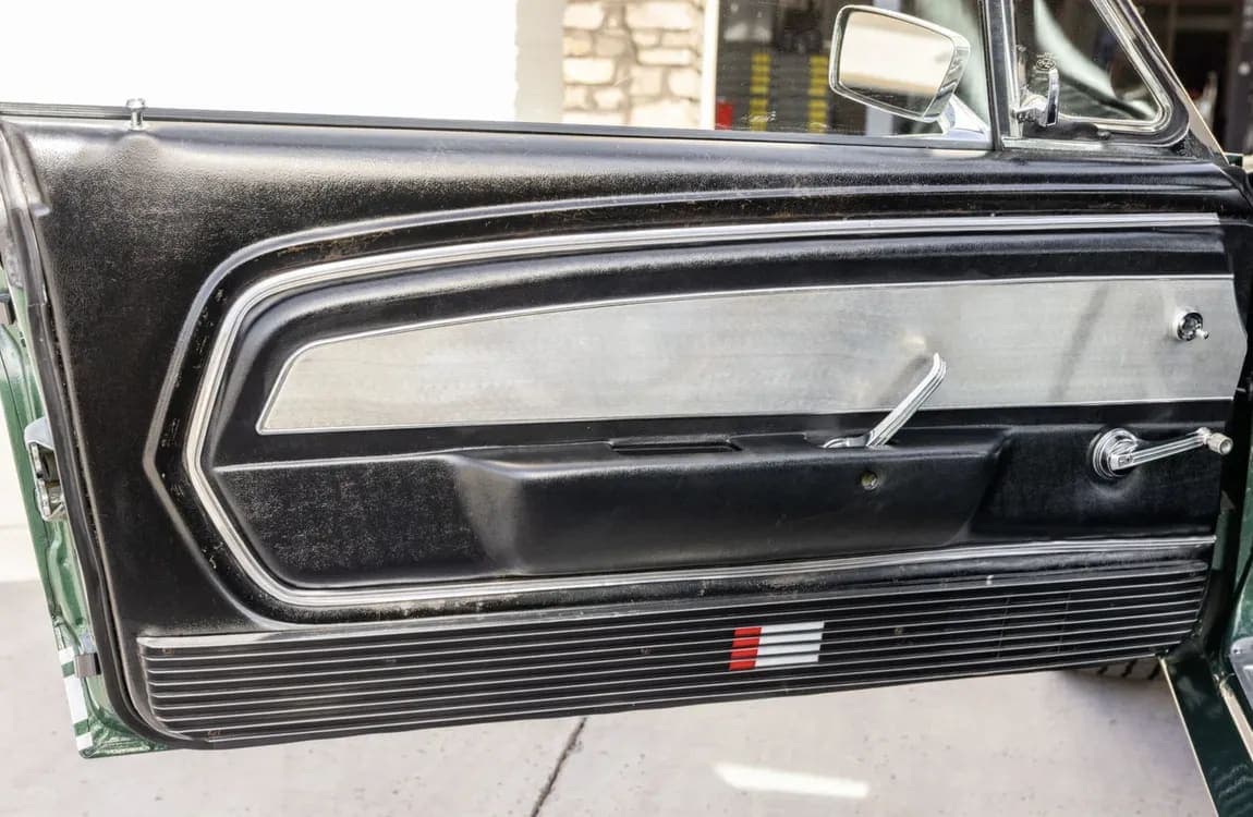 1967 Shelby Mustang GT500 Fastback, view