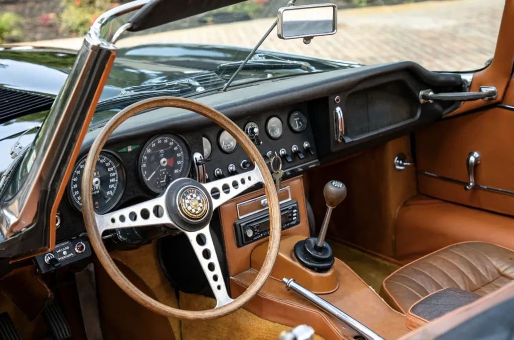 1967 Jaguar XKE Series I 4.2 Roadster, view