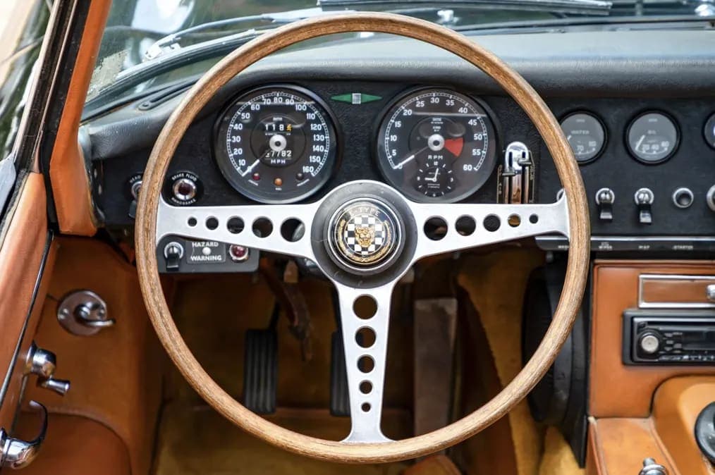 1967 Jaguar XKE Series I 4.2 Roadster, view