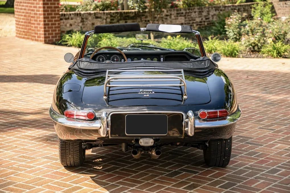 1967 Jaguar XKE Series I 4.2 Roadster, view