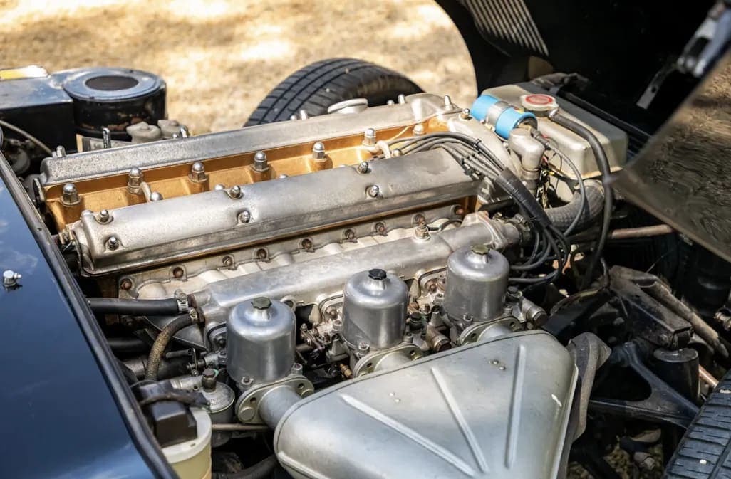 1967 Jaguar XKE Series I 4.2 Roadster, view