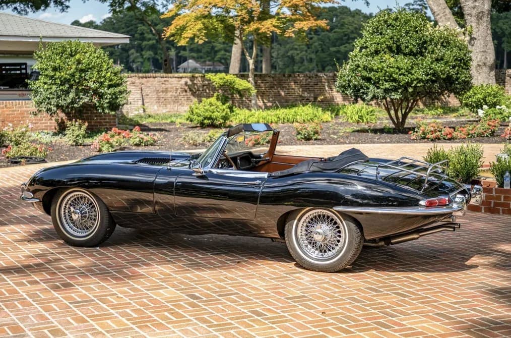 1967 Jaguar XKE Series I 4.2 Roadster, view