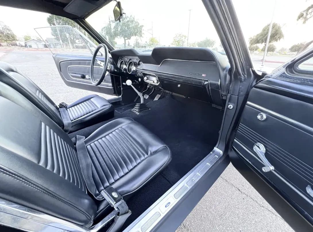 1967 Ford Mustang Coupe 289, view