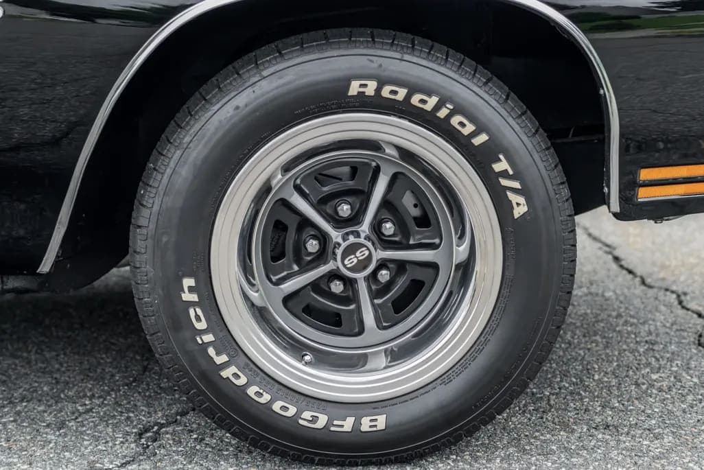 1970 Chevrolet Chevelle Malibu Sport Coupe, view