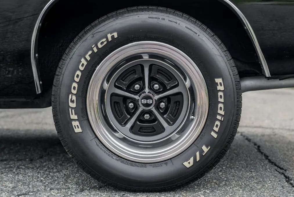 1970 Chevrolet Chevelle Malibu Sport Coupe, view