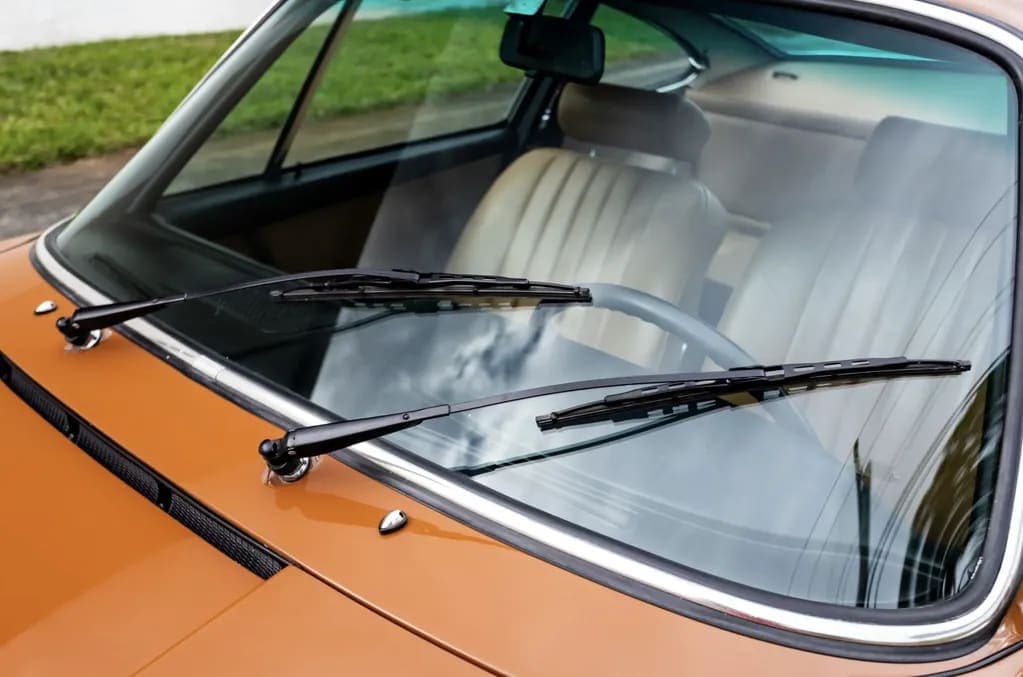 1970 Porsche 911S Coupe, view