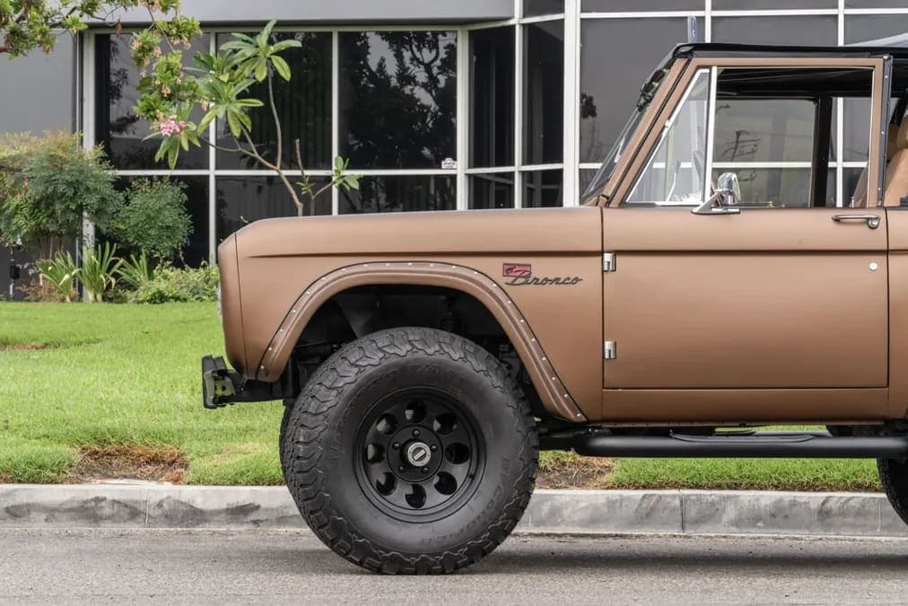 1969 Ford Bronco, view