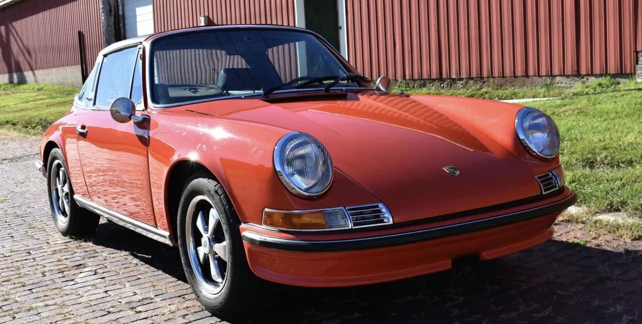 1971 Porsche 911S Targa, view