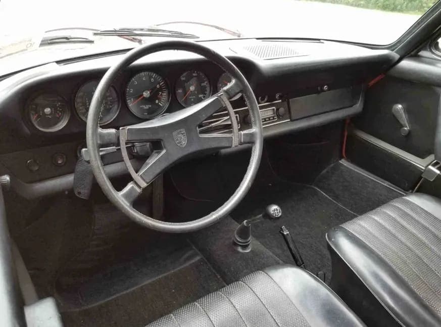 1971 Porsche 911S Targa, view