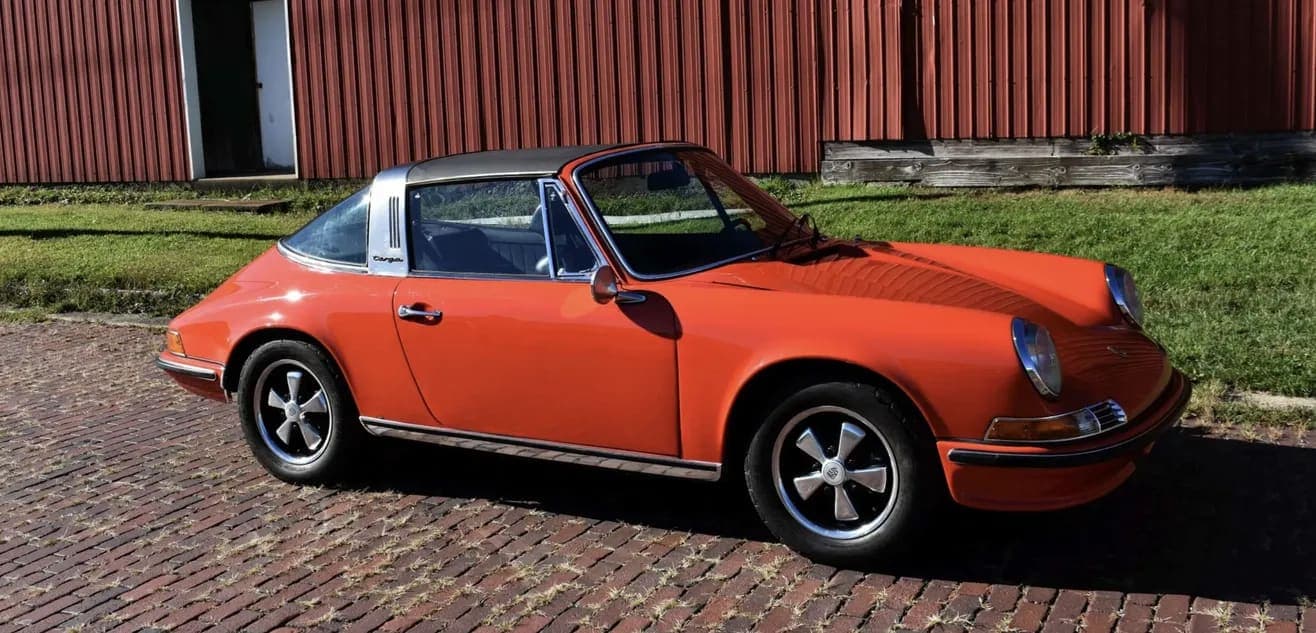 1971 Porsche 911S Targa, view
