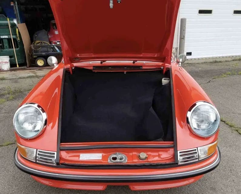 1971 Porsche 911S Targa, view
