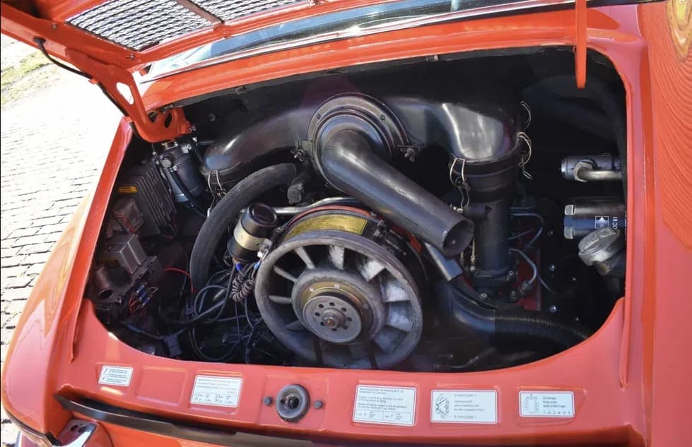 1971 Porsche 911S Targa, view