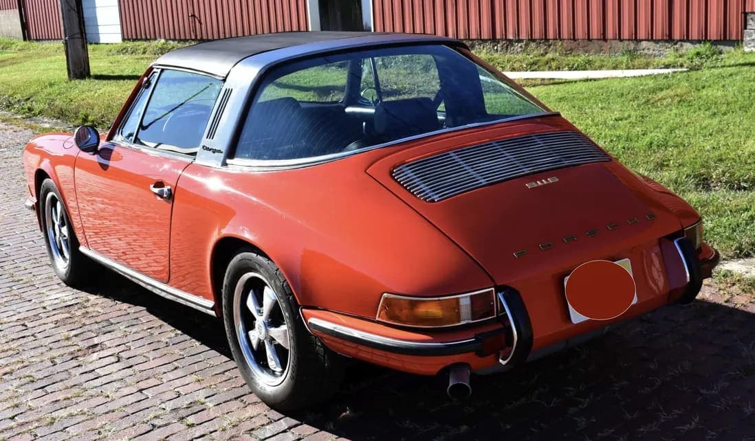 1971 Porsche 911S Targa, view