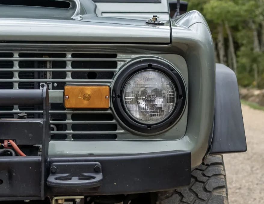 1972 Ford Bronco 302 5-Speed, view