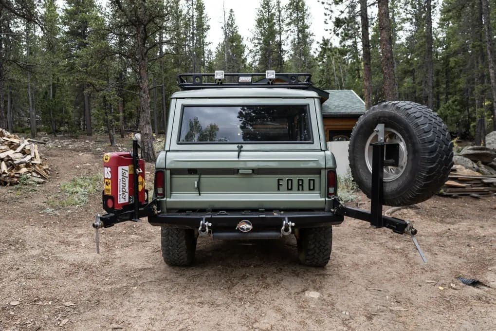 1972 Ford Bronco 302 5-Speed, view