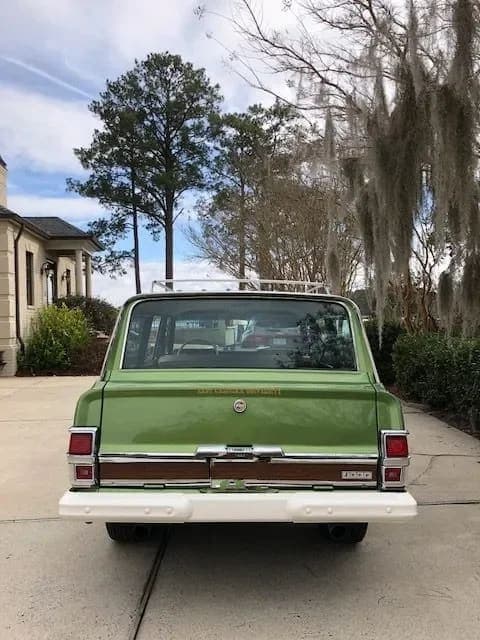 1970 Jeep Wagoneer 4×4, view